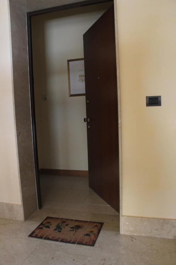 Il Paradiso Di Ele Apartment Сиракуза Екстериор снимка