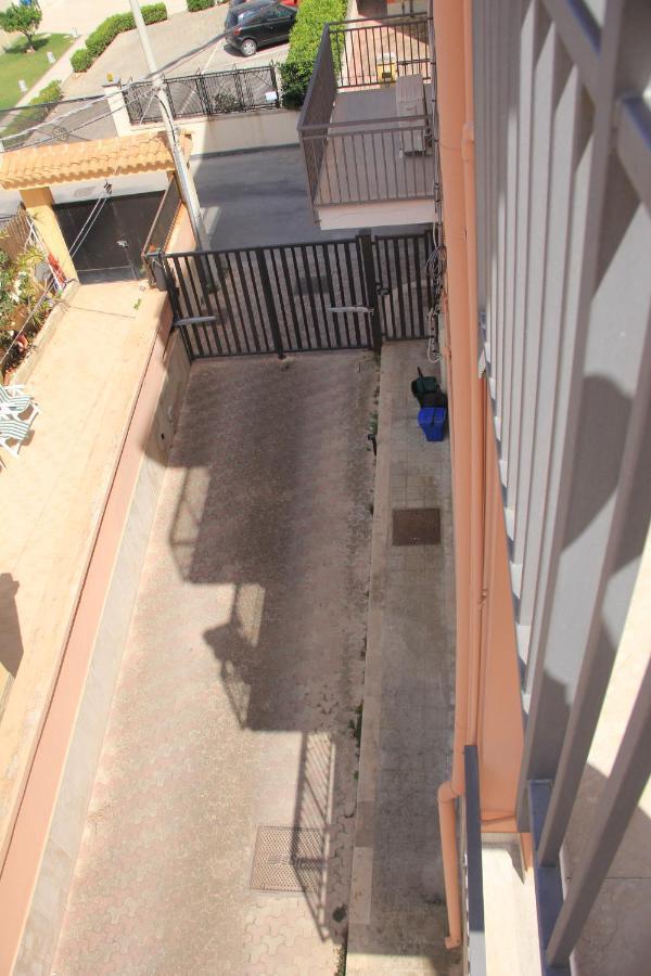 Il Paradiso Di Ele Apartment Сиракуза Екстериор снимка